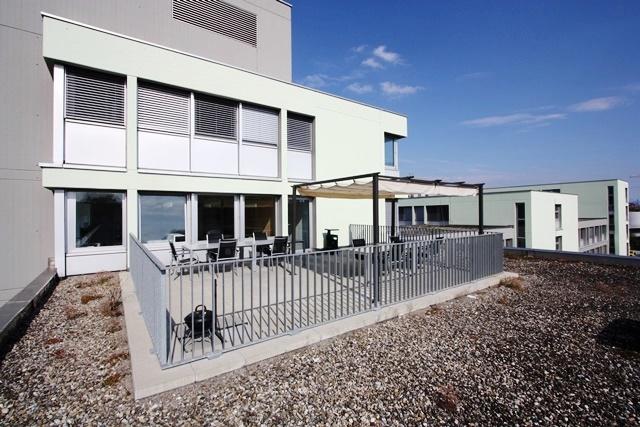 Primestay Apartmenthaus Zurich Seebach Exteriör bild
